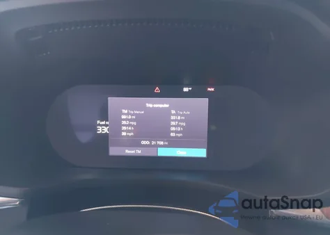 2023 Volvo Xc60 B5 Plus Dark Theme z USA, uszkodzony, nr VIN YV4L12RLXP1351485